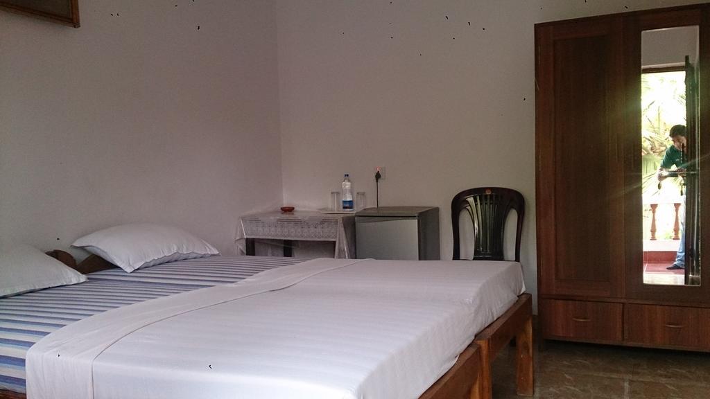 Domingos Guest House Baga Cameră foto